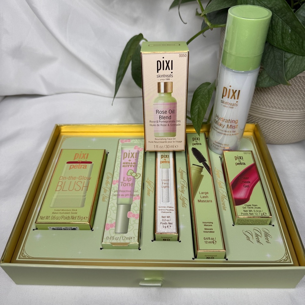 Pixi Skintreats Makeup & Skincare Bundle